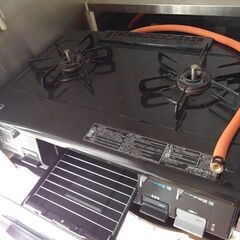 決まってしまいました。プロパンガスコンロとしたの台セットとオマケ🎉