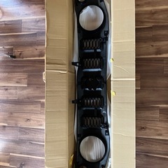ジムニー JB64 純正フロントグリルの画像