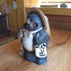 信楽焼たぬきの画像