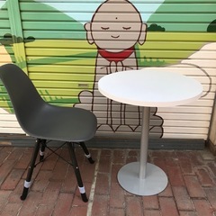 市内配達無料カフェテーブル直径60ｃｍコーヒーテーブル セット