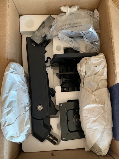 エルゴトロンHX モニターアーム