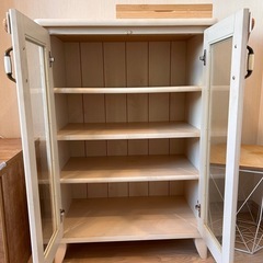 収納棚の画像