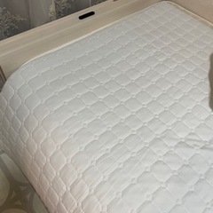 外せるカバー付き クイーンサイズマットレス