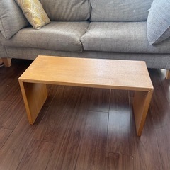 無印良品のサイドテーブルの画像
