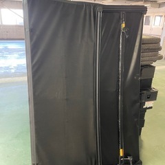 トヨタ、ハイラックストノカバー