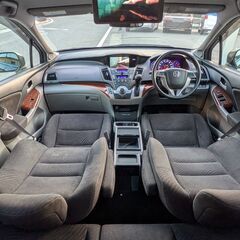 ★修復歴無！H22年！オデッセイ「M」実走行5.9万㌔！アラウンドビューモニター！フリップダウンモニター！純正HDDナビ！社外アルミ！HID！の画像