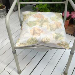 シンプルなポータブルトイレ