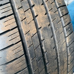 235-50R18 新古の画像