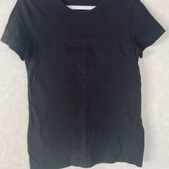GUESS Tシャツ