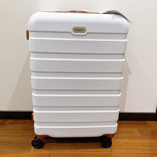※取引中※【新品未使用】キャリーケース M スーツケース 軽量 白 ホワイト ダブルキャスター 耐衝撃 TSAロック搭載