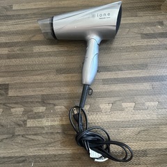 ドライヤーの画像