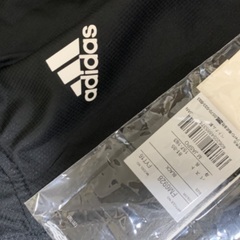 新品未使用　アディダス　①の画像