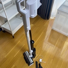 アイリスオーヤマ　コードレスクリーナー