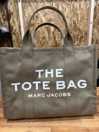 【超美品】マークジェイコブス MARC JACOBS トートバッグ ミディアム　カーキ