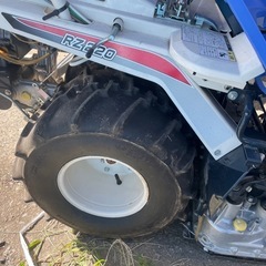 イセキ　稲刈り機　RZ220の画像