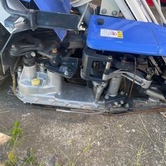 イセキ　稲刈り機　RZ220の画像