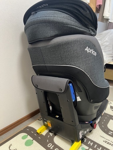 Aprica アップリカ クルリラ プレミアムABチャイルドシート 回転式
