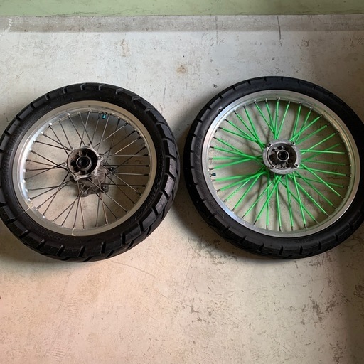 【茅ヶ崎市】カワサキklx250 （Dトラッカー250）前後ホイールセット