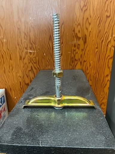 TG本体LG座金ライト1箱50本　在庫が約2万本あります‼️