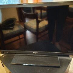 SHARP　AQUOS　32型　2013年