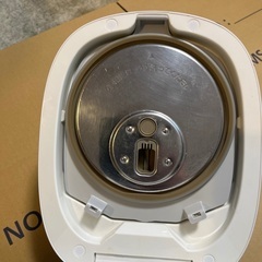 パナソニックIHジャー炊飯器 3.5合 SR-KT068の画像