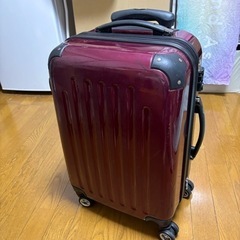 スーツケース(持ち手、タイヤ破損あり💥) 板橋駅周辺引渡し