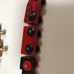 玩具 イケヤ 木の車の画像