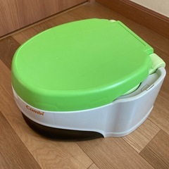 コンビ　おまる
