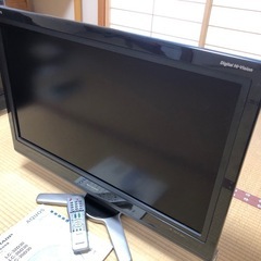 シャープ32型液晶テレビの画像