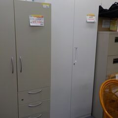 ID：524262　　書庫２面　鍵有り