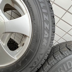 スタッドレスタイヤ ブリジストンの画像
