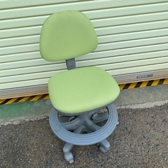 No.293中古　子供用勉強イス