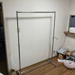 ハンガーラック
