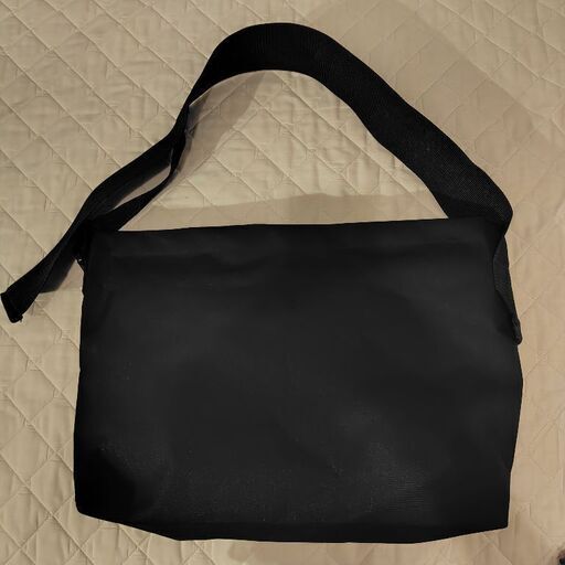 無印良品 太ベルトスクエアショルダーバッグ 黒