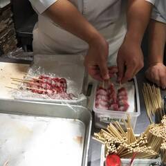 営業時間前の仕込み作業をお願いいたします！　宮崎駅すぐそばの串焼店　日中の短時間　未経験者歓迎　週日数・時間数応相談！！の画像