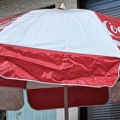 コカ・コーラ大型パラソルの画像
