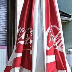 コカ・コーラ大型パラソルの画像