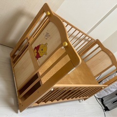 ベビーベッドの画像