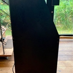 音楽機材とラックのセットの画像