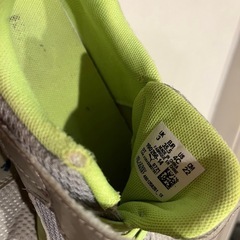 PUMA スニーカーの画像