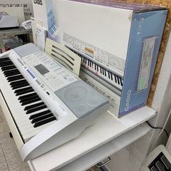 電子ピアノ CASIO カシオ LK-205 光ナビゲーションキーボード　※2400010429934の画像