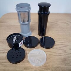 ショップジャパン マジックブレットデラックス MB-1001 ミキサー フードプロセッサー ジューサー 1台7役 の画像