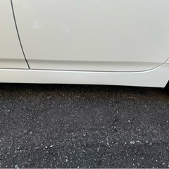 ZVW30 プリウス G 後期　純正 左 サイドステップ サイドスポイラー ロッカーパネル 040/白