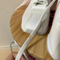 レディース23センチPUMAスニーカーの画像