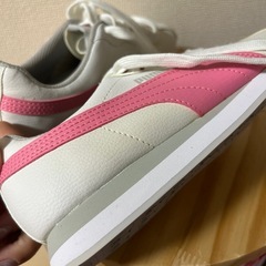 レディース23センチPUMAスニーカーの画像
