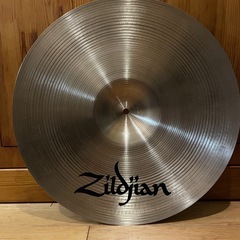 Zildjian MEDIUM CRASH 18\ の画像