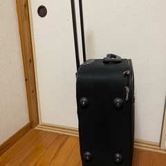 【お譲り先決定】スーツケース　バッグ　旅行　黒　の画像