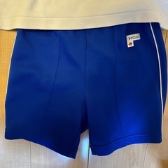体操服　上140 下120サイズの画像