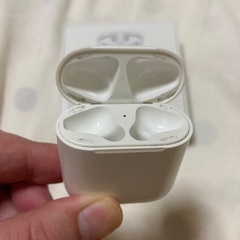 AirPods第2世代/MV7N2J/A中古の画像