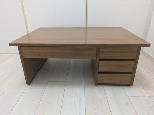 シンプルな勉強机